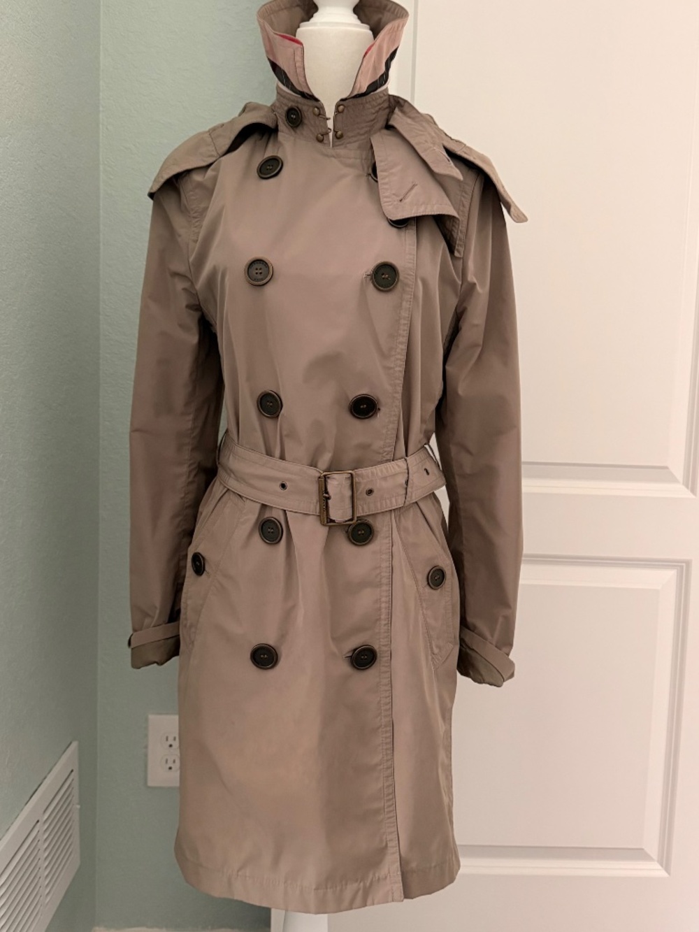 Burberry Brit Women's Trench Coat - Picture 3 of 6